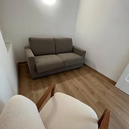 Apartment Con Terrazzo *