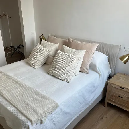 Apartamento Con Terrazzo *