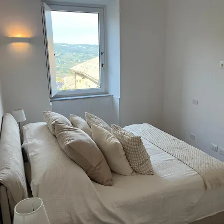 Apartamento Con Terrazzo