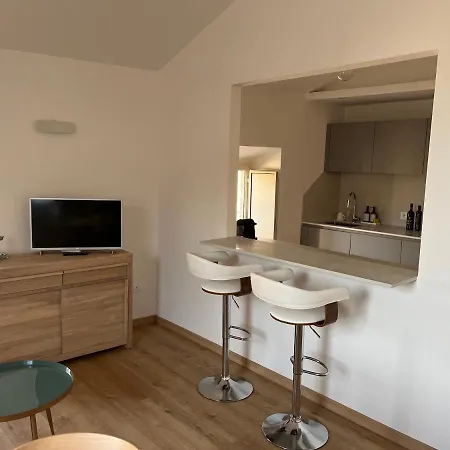 Con Terrazzo Apartamento *