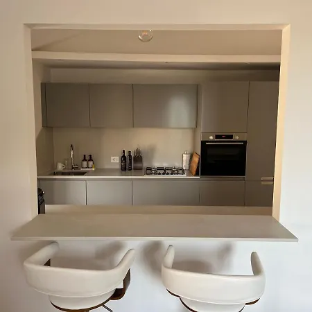 Con Terrazzo Apartment *